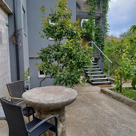 Apartments Andrea Jesenice  Exterior photo