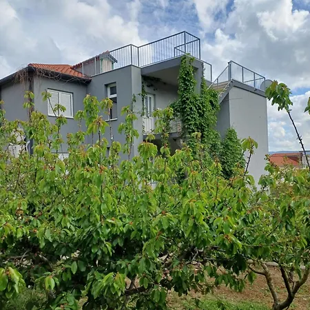 Apartments Andrea Jesenice  Exterior photo