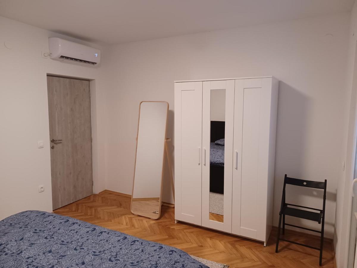 Apartment Andrea Jesenice (Split-Dalmatia)