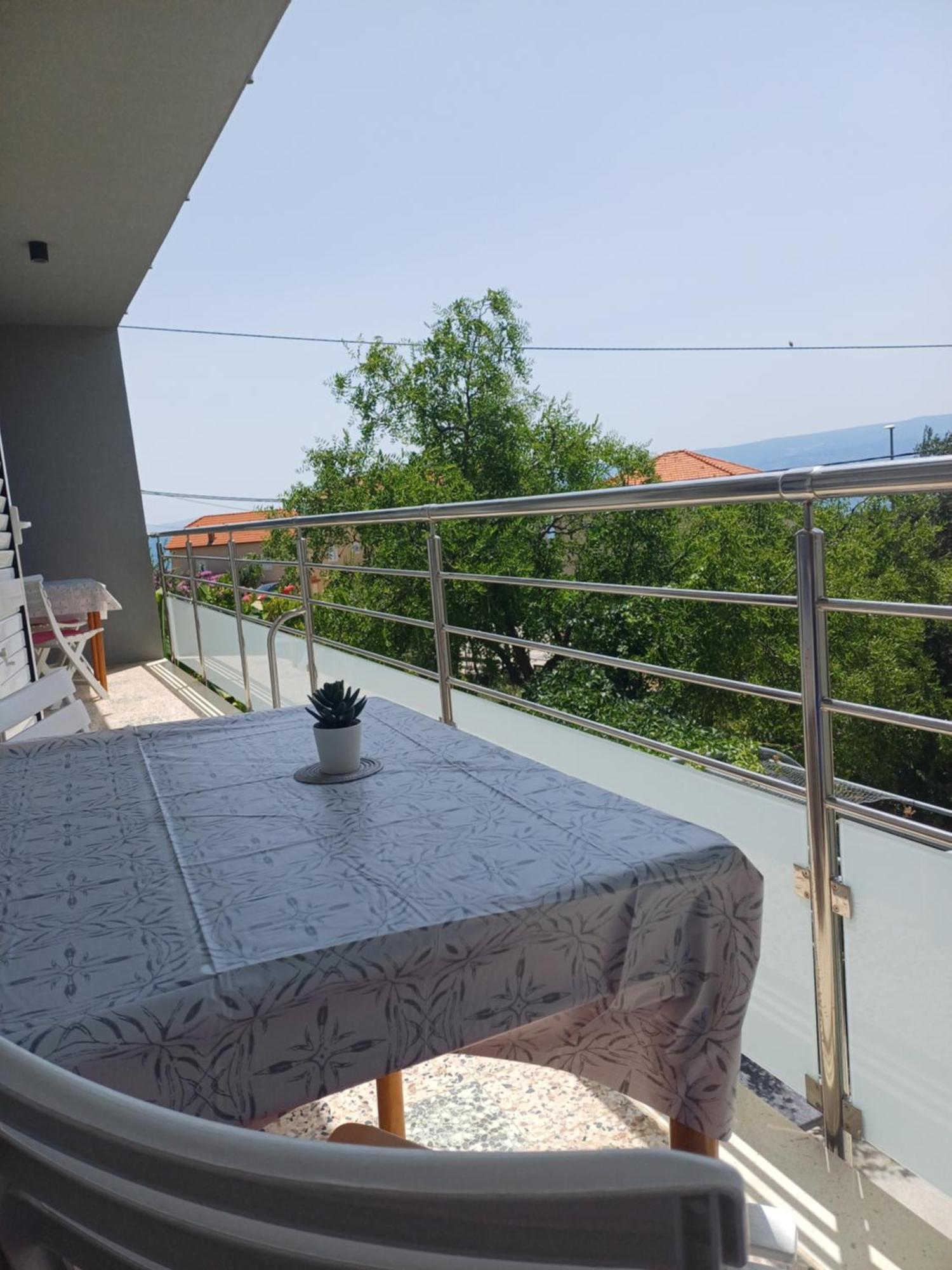 Andrea * Jesenice (Split-Dalmatia)